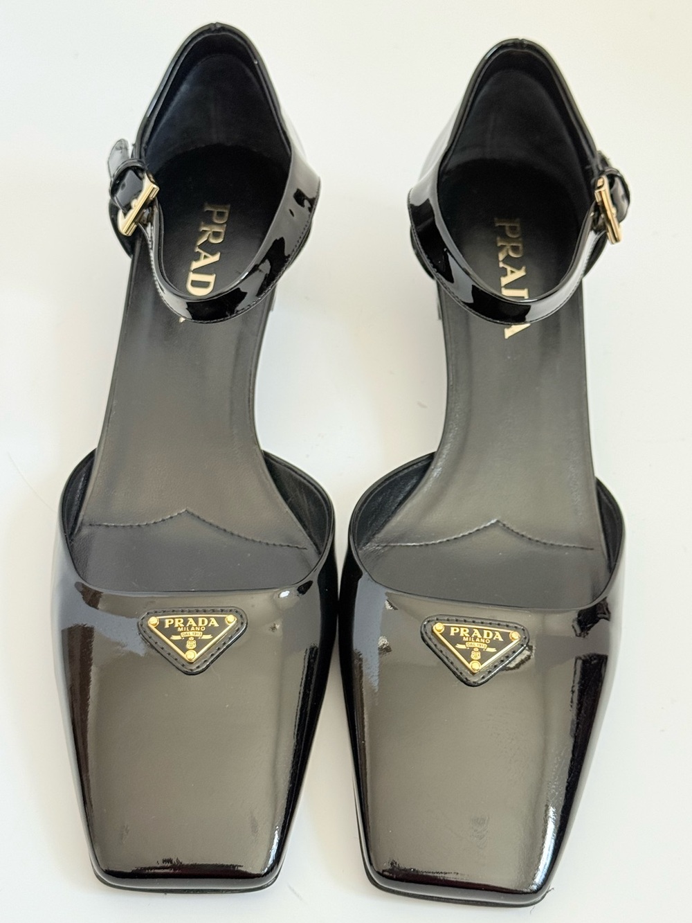 Prada Black Patent Leather Triangle Logo Mary Jane Pumps Square Toe Heel EU 40 - Picture 3 of 11